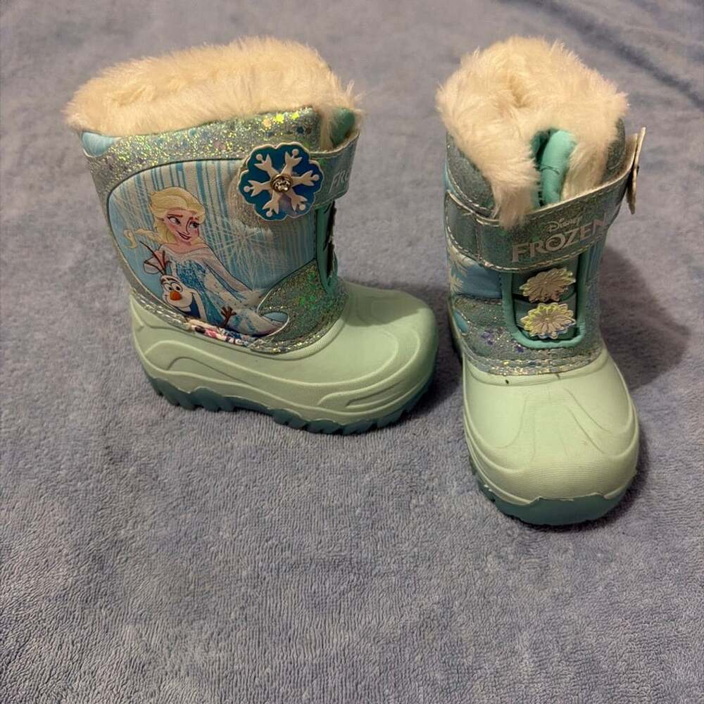 Disney Frozen Snow Boots Elsa Olaf Aqua Blue